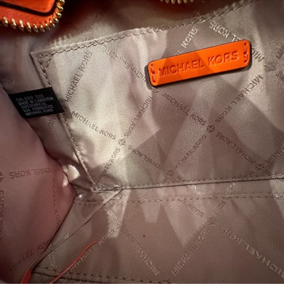 NWT MK Saffiano Leather Crossbody Bag - Picture 7 of 7